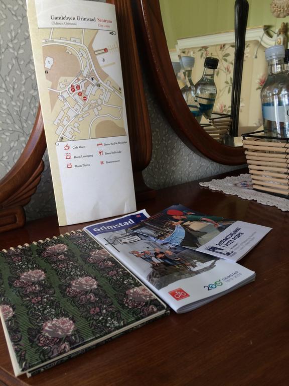 Gjestehuset Ibsen Grimstad  Dış mekan fotoğraf