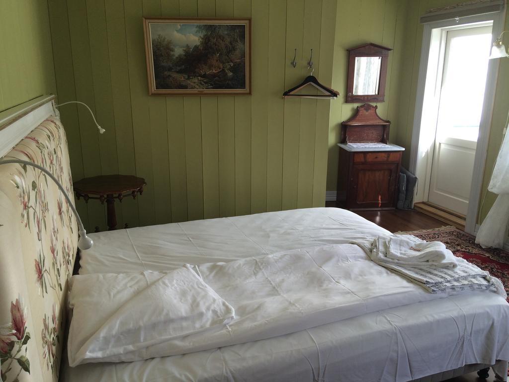Gjestehuset Ibsen Grimstad  Dış mekan fotoğraf